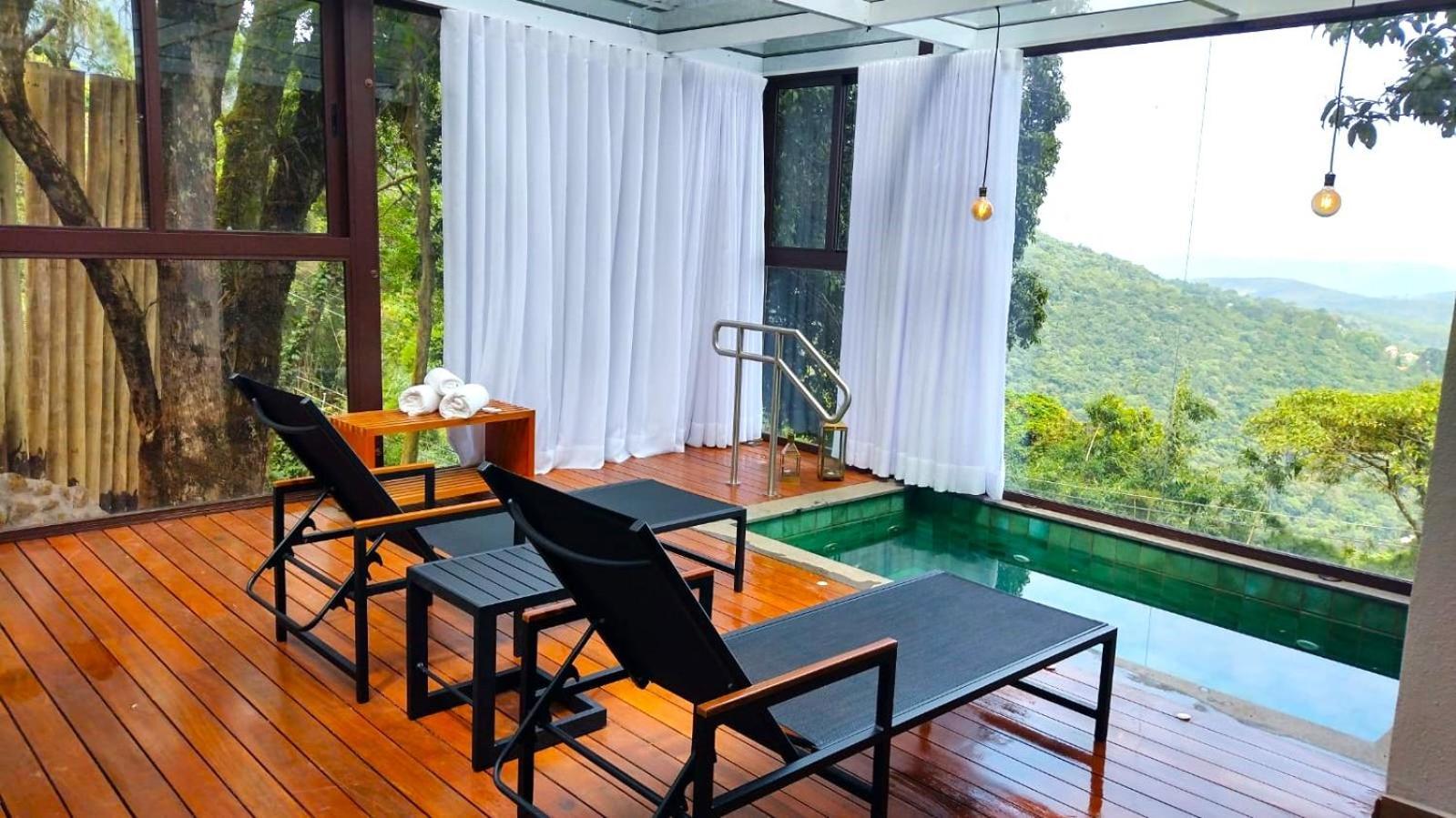 Hotel Kuriuwa 5*